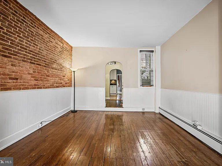 719 S Montford Ave — Photo 12