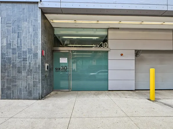 630 N Franklin St APT 709, Chicago, IL 60654