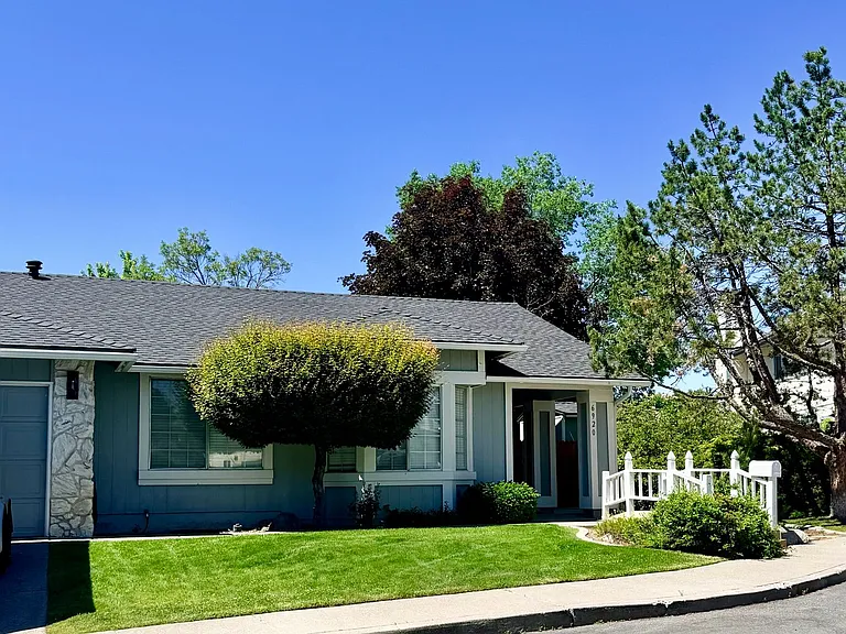 6920 Chesterfield Ln — Photo 1