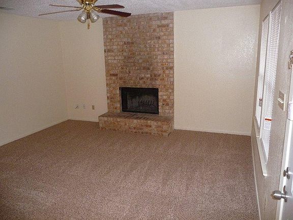 3rd image of 2709 Bermuda Dr #B
