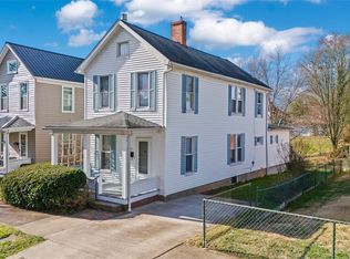 711 1/2 N 7th St, Marietta, OH 45750
