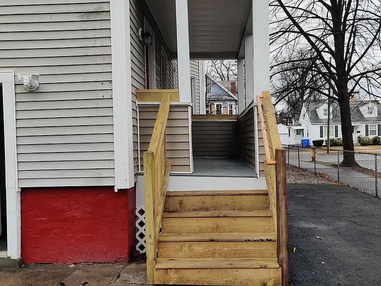256 White St #1 — Photo 16