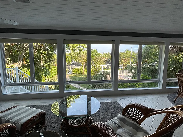 512 Periwinkle Way — Photo 38