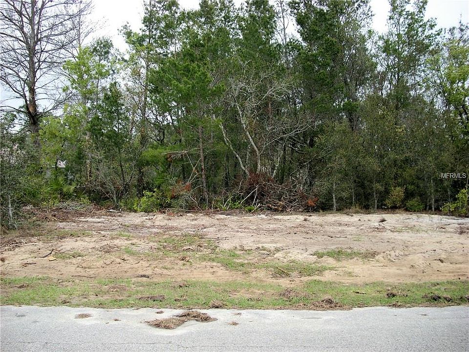 1st image of 216 Maple Dr