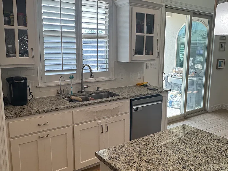 5800 Oriole Ave — Photo 9