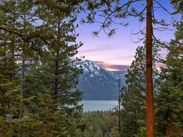 490 Pine Loch Sun Drive, Ronald, WA 98940