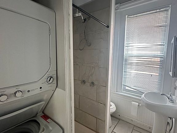 5th image of 3905 Baring St #2