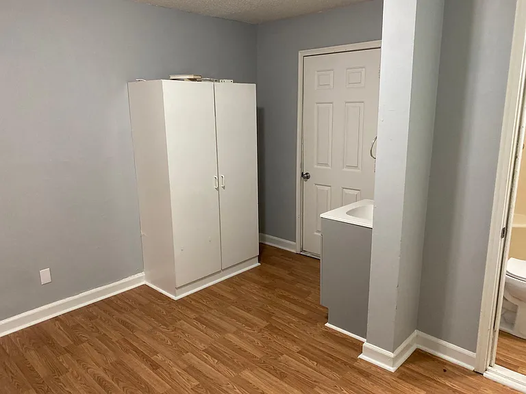 3805 Miriam Dr #5 — Photo 9