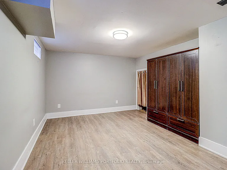 962 Willowdale Ave #LOWER — Photo 12