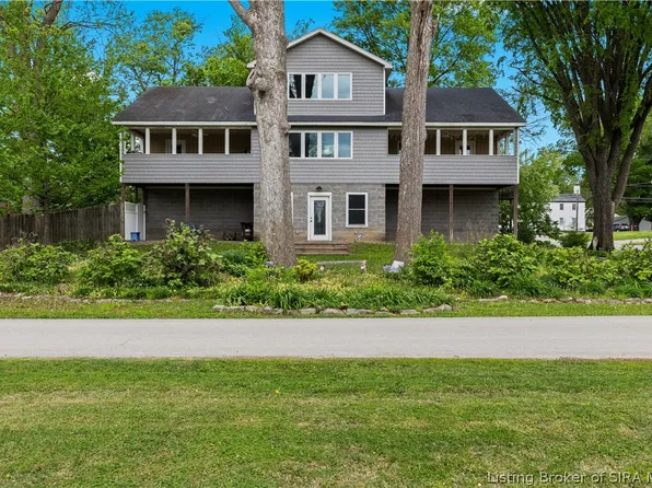 201 S 3rd Street, Jeffersonville, IN 47130