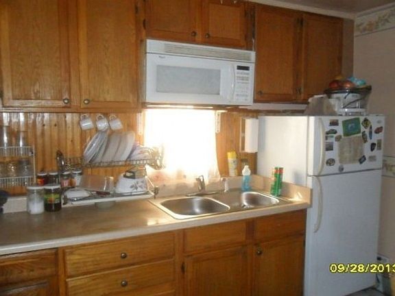 4th image of 4432 N Narragansett Ave