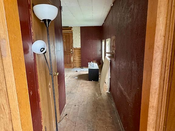 5th image of 505 N Gaines Ave