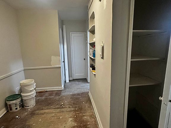 4th image of 40-18 Hampton St #22H