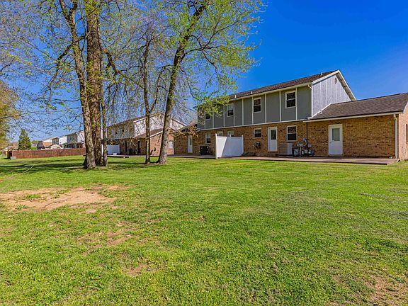 3rd image of 306 Bob Court Dr