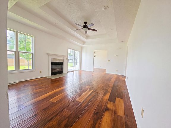3rd image of 215 W Gano Chance Dr