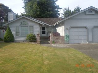 8227 200th St, Edmonds, WA 98020