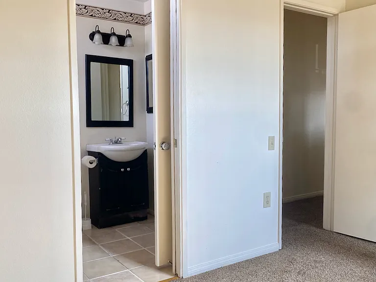 27515 Emory Ct — Photo 16