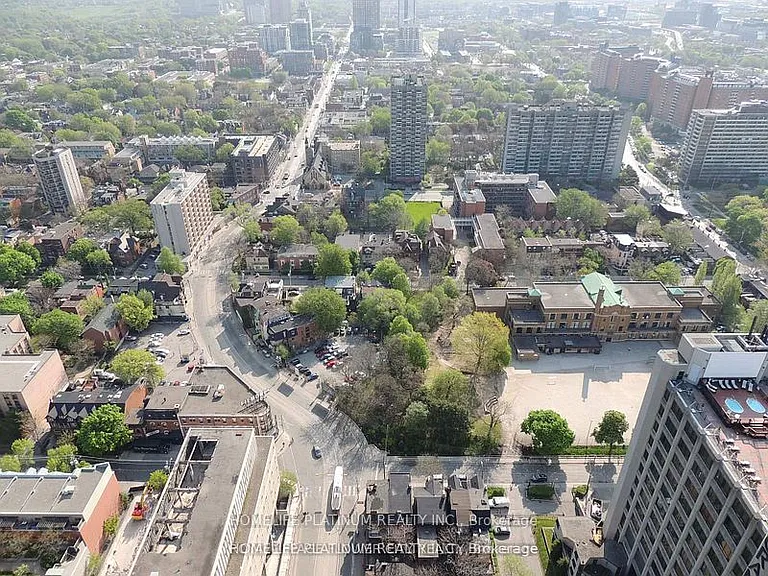 159 Dundas St E #4206 — Photo 4