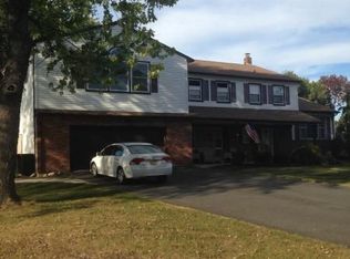 56 Fleetwood Dr, Rockaway, NJ 07866