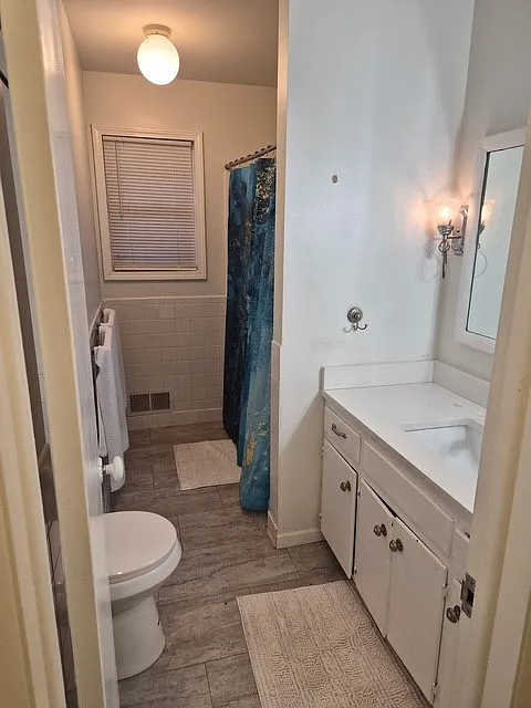 8844 Summit Street - 2 — Photo 2