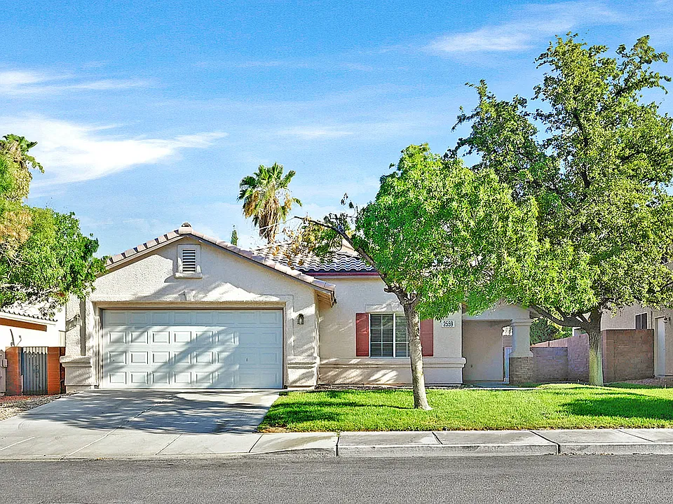 2559 Misty Olive Ave