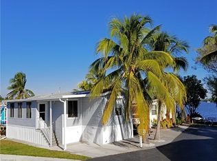 22 Helen Ln, Fort Myers Beach, FL 33931