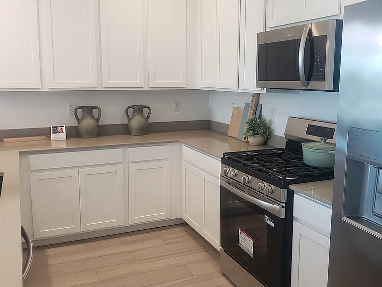 9524 W Whitton Ave — Photo 5