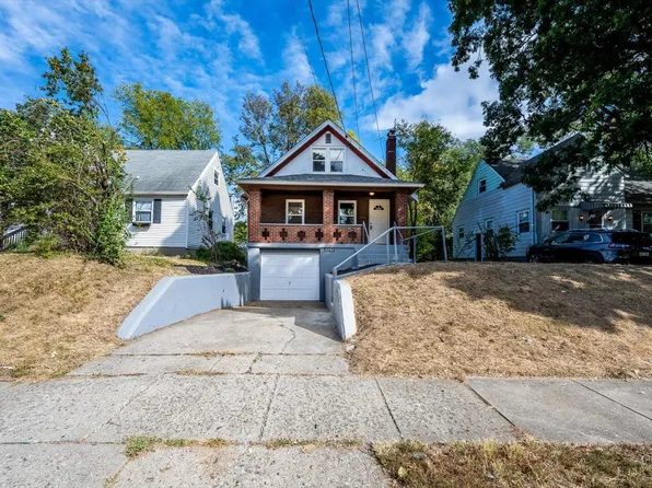 2242 Langdon Farm Rd, Cincinnati, OH 45237