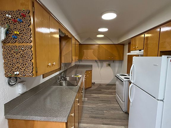 2nd image of 4570 4th Pl N #4560