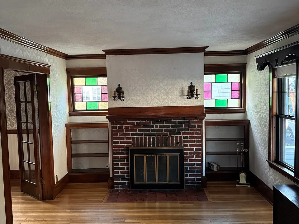 15 Sunset Ave