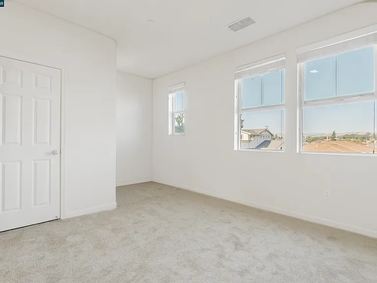 3091 Madsen St — Photo 21