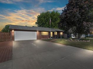 1224 5th St, Jesup, IA 50648