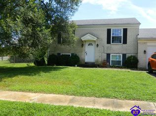 1204 Senate Cir, Radcliff, KY 40160