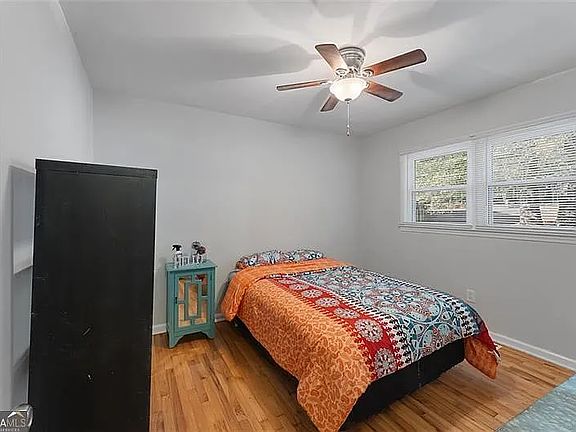 4th image of 6643 Woodrow Ave #A