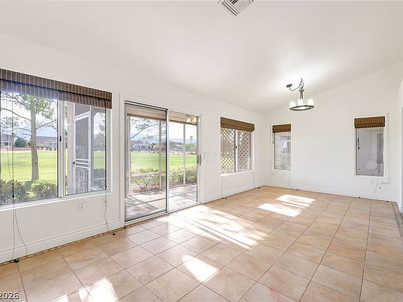 5th image of 2821 Linkview Dr