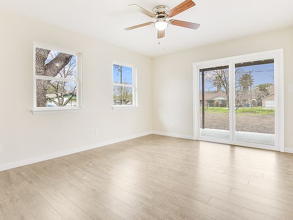 4th image of 1611 Northwood Dr