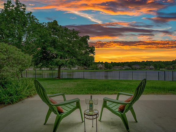 2nd image of 1212 Owl Hollow Ct