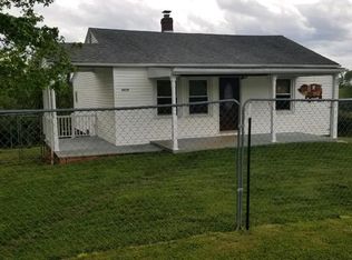 6610 Oak Level Rd, Stanleytown, VA 24055
