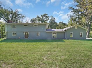 44 Shady Valley Dr, Chesterfield, MO 63017