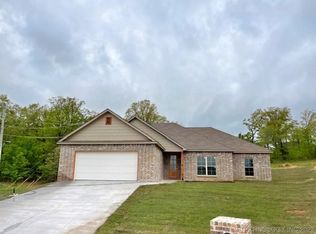 501 Woodlands Dr, Tahlequah, OK 74464
