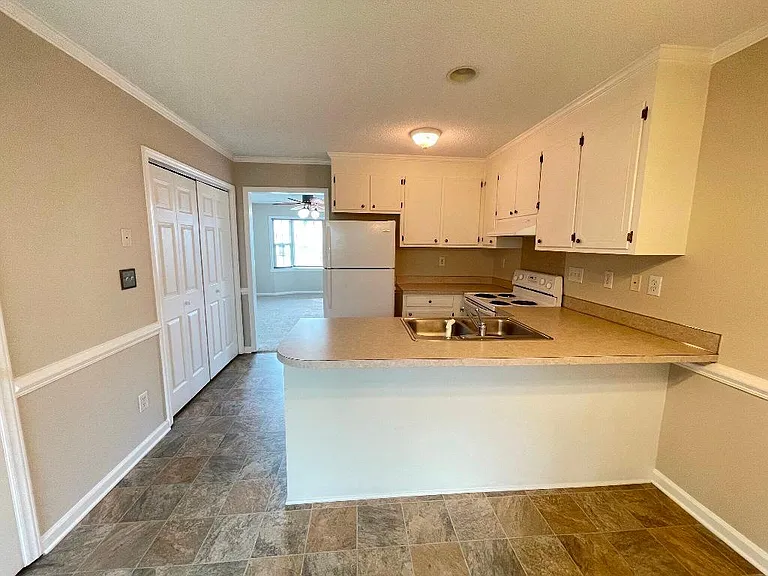 930 Spring Forest Rd #B4 — Photo 8