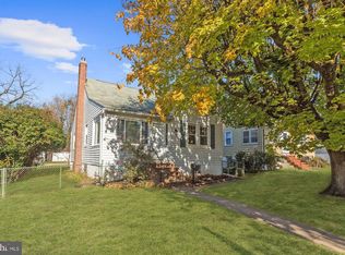 1318 Elm Rd, Baltimore, MD 21227