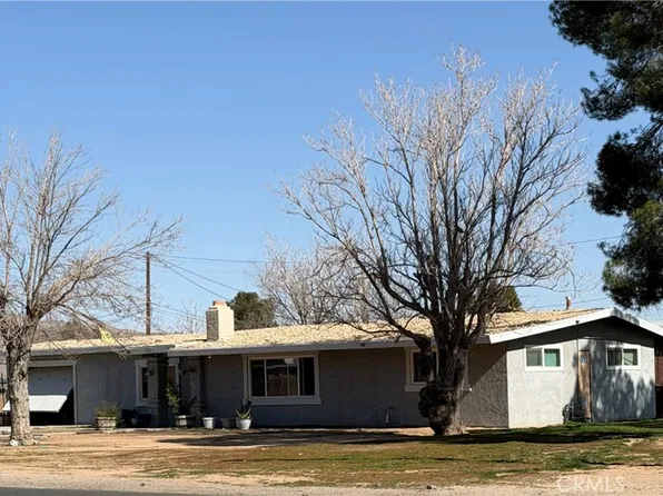 13981 Pawnee Rd, Apple Valley, CA 92307