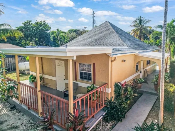 117 SW 1st Ave, Hallandale, FL 33009