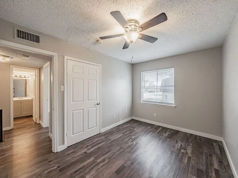 1774 Belshire Ct — Photo 21