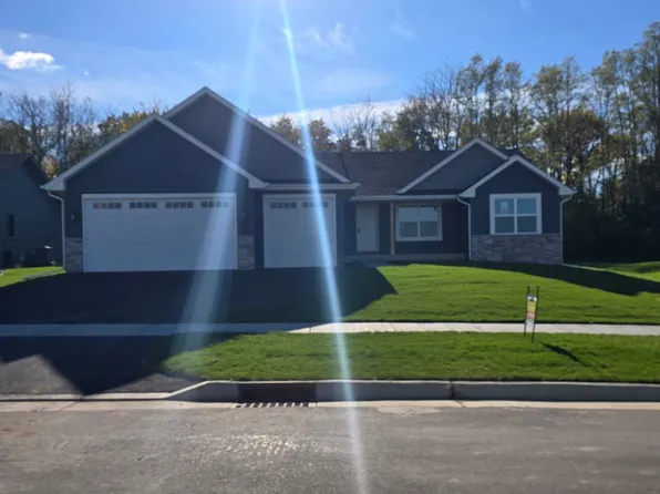 947 Harsevoort Way, Clinton, WI 53525