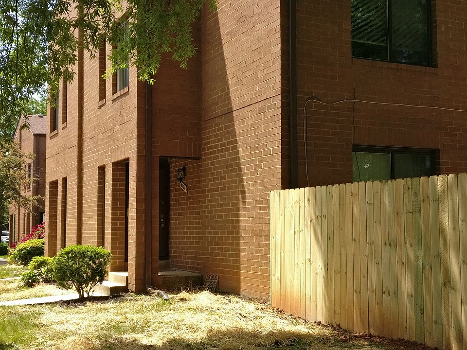 1st image of 3121 Berry Rd NE #15