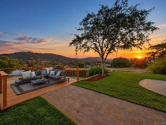 3rd image of 14475 Pebble Canyon Dr