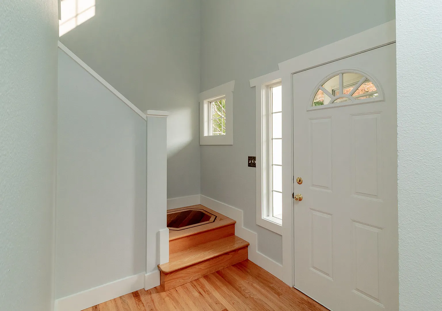 Charming 3-bedroom home with AC on Palisade Blvd — Photo 3