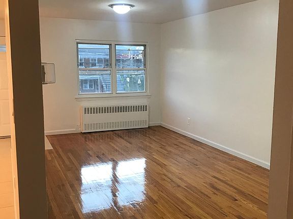 3rd image of 85-67 75th St Floor 2